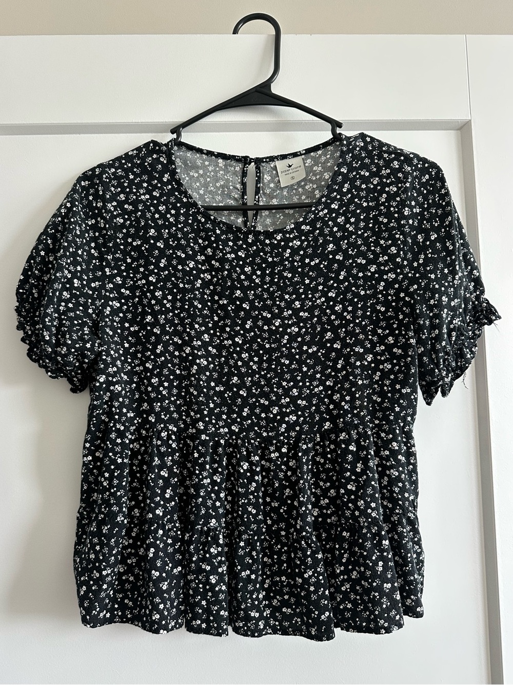 Paper Crane Black Floral Peplum Blouse